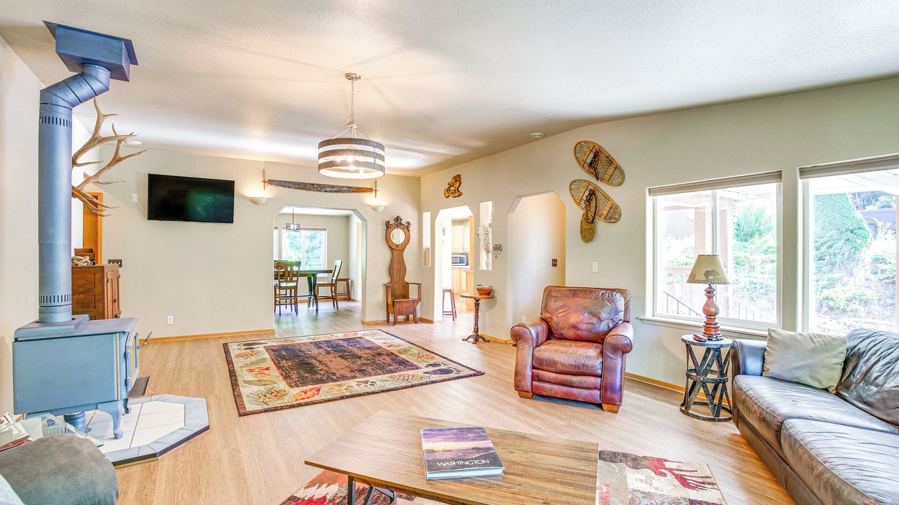 Photo of Livingroom in Mead