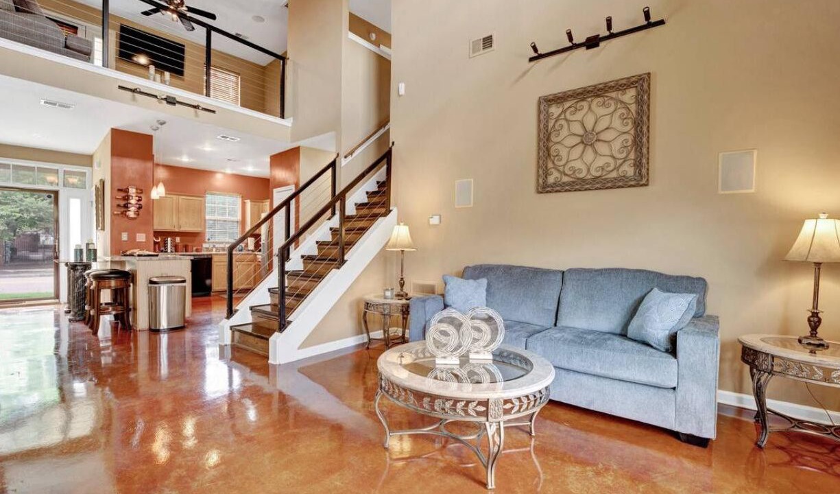 Photo of Livingroom in Pinch District