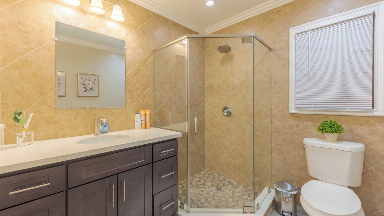Photo of Bathroom in Pasadena