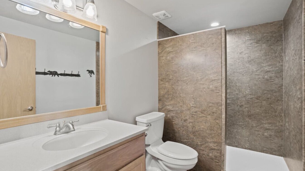 Photo of Bathroom in Worley