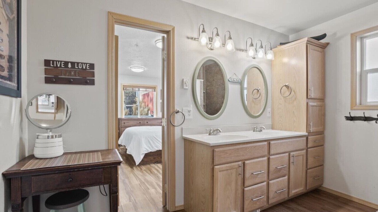 Photo of Bedroom in Worley