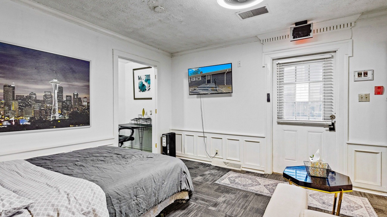 Photo of Bedroom in Mapleton/Fall Creek