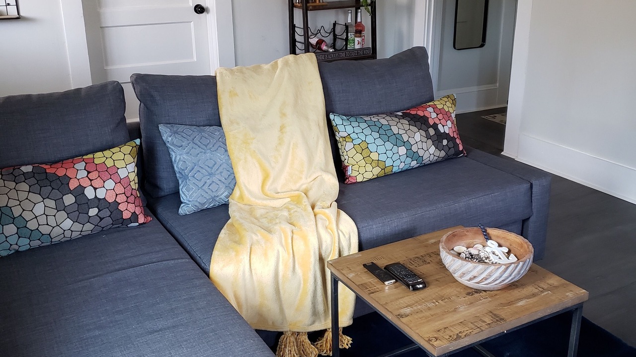 Photo of Livingroom in East Spencer