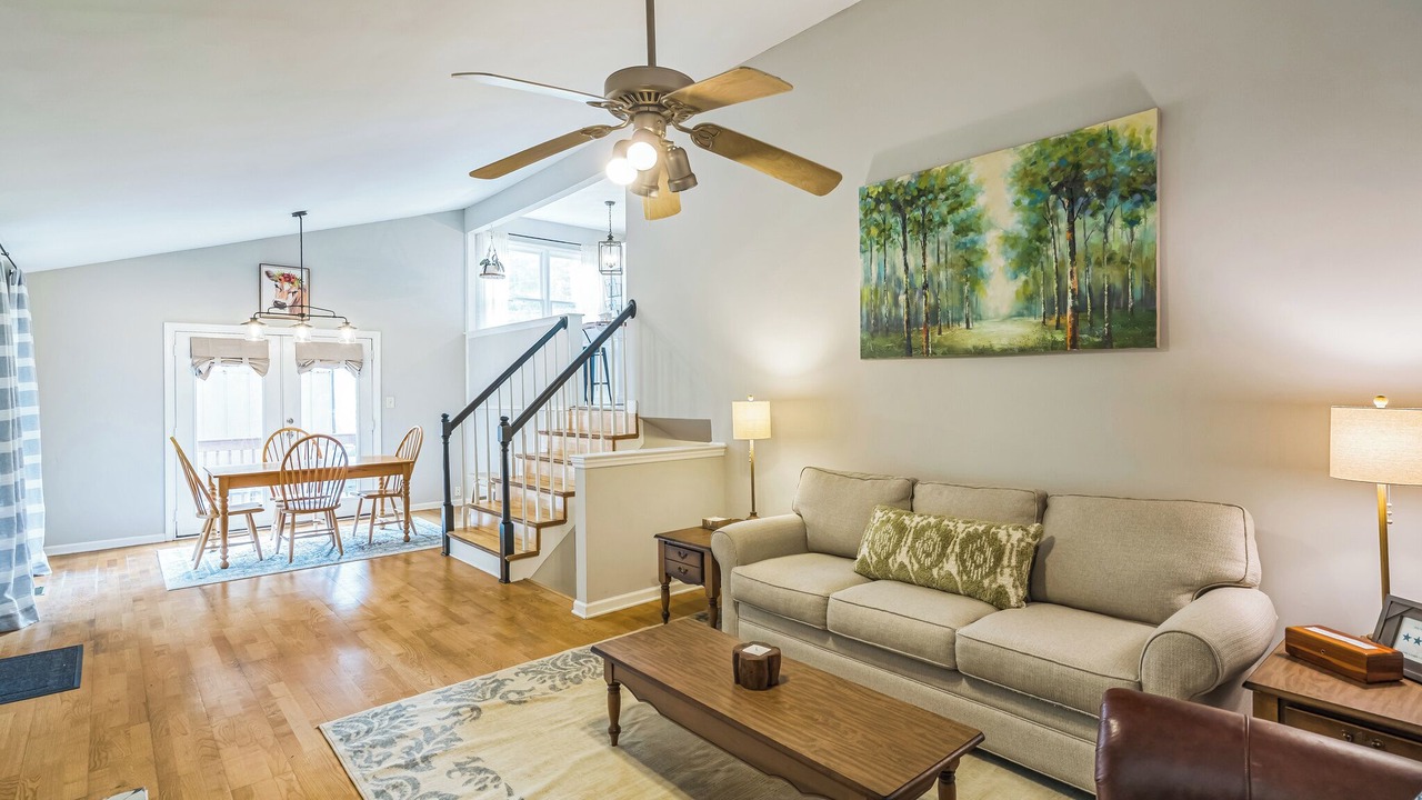 Photo of Livingroom in Cary