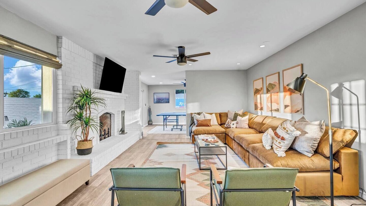 Photo of Bedroom in New Papago Parkway