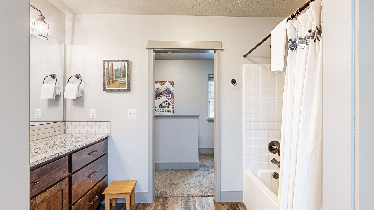 Photo of Bathroom in Donnelly