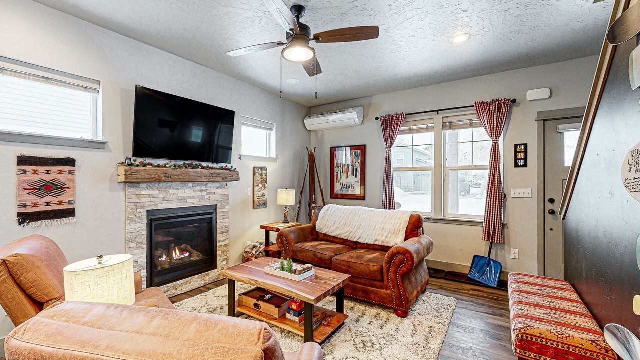 Photo of Livingroom in Donnelly