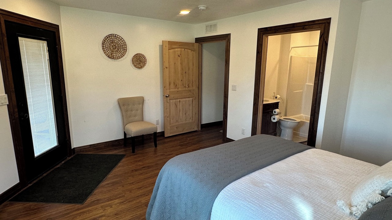 Photo of Bedroom in Torrey