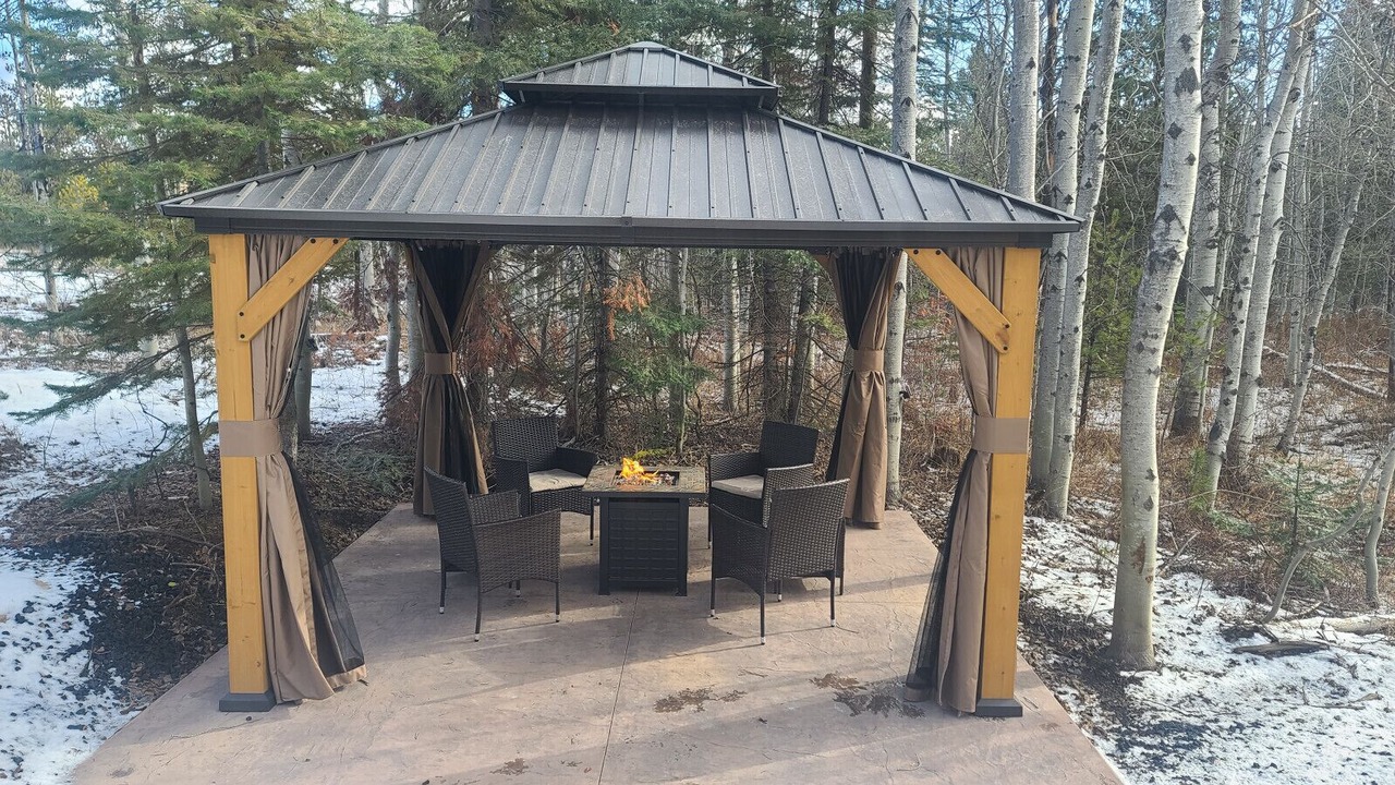 Photo of Outdoor in Donnelly