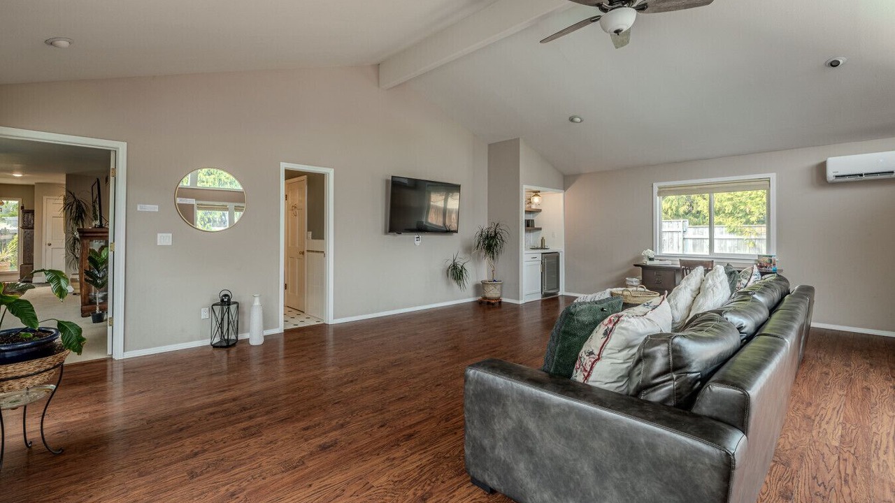 Photo of Livingroom in Wenatchee