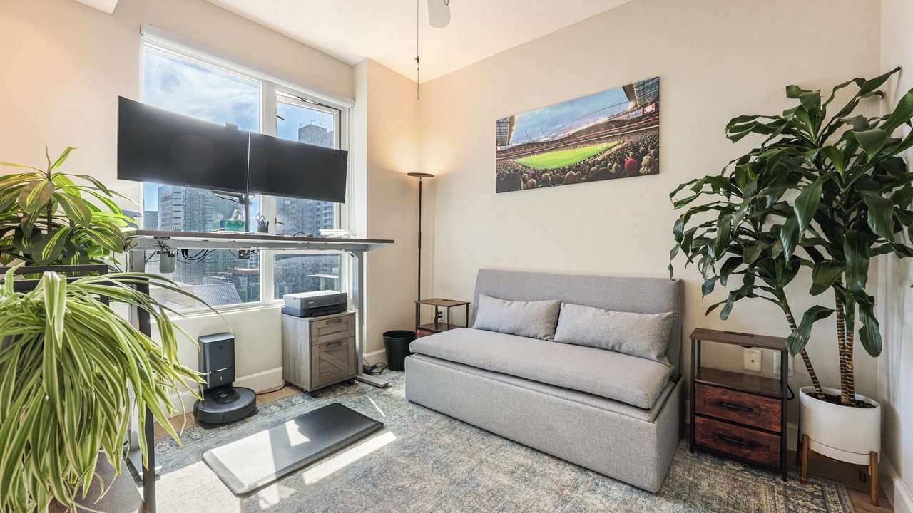 Photo of Livingroom in Downtown San Diego
