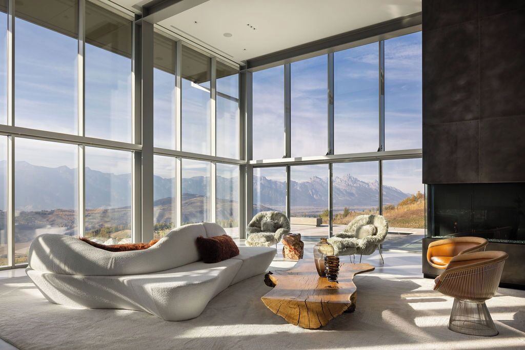 Photo of Livingroom in Spring Creek Ranch