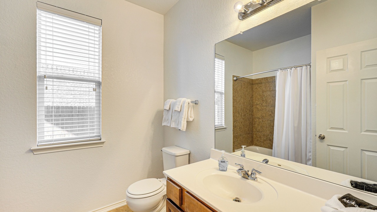 Photo of Bathroom in Cibolo