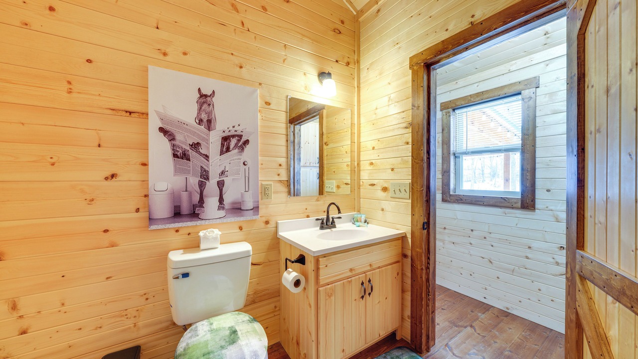 Photo of Bathroom in La Grange
