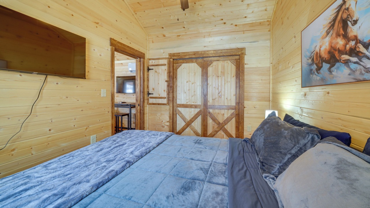 Photo of Bedroom in La Grange