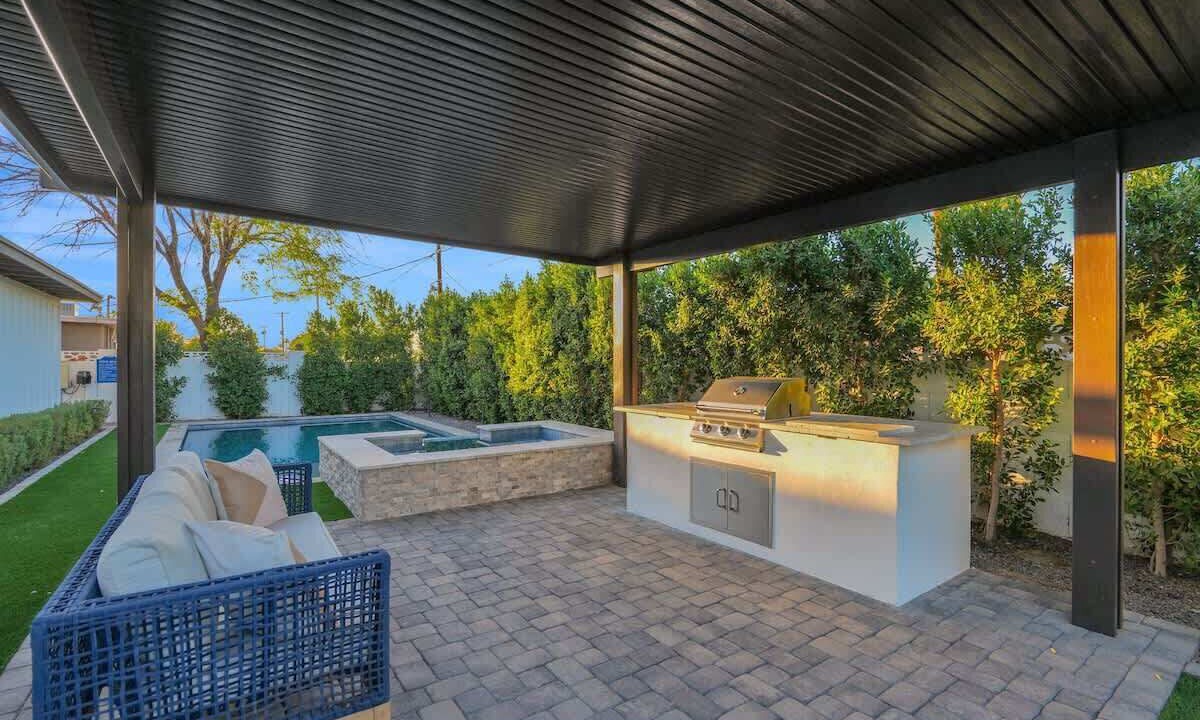Photo of Patio Balcony in Scottsdale Estates Nine