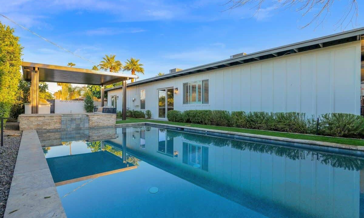 Photo of Outdoor in Scottsdale Estates Nine