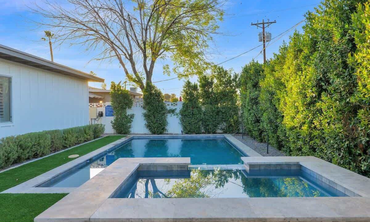 Photo of Outdoor in Scottsdale Estates Nine