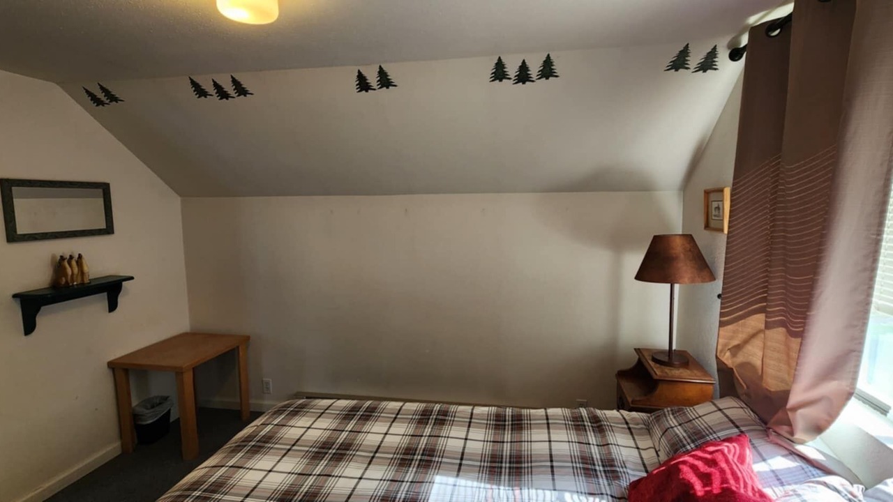 Photo of Bedroom in Kellogg