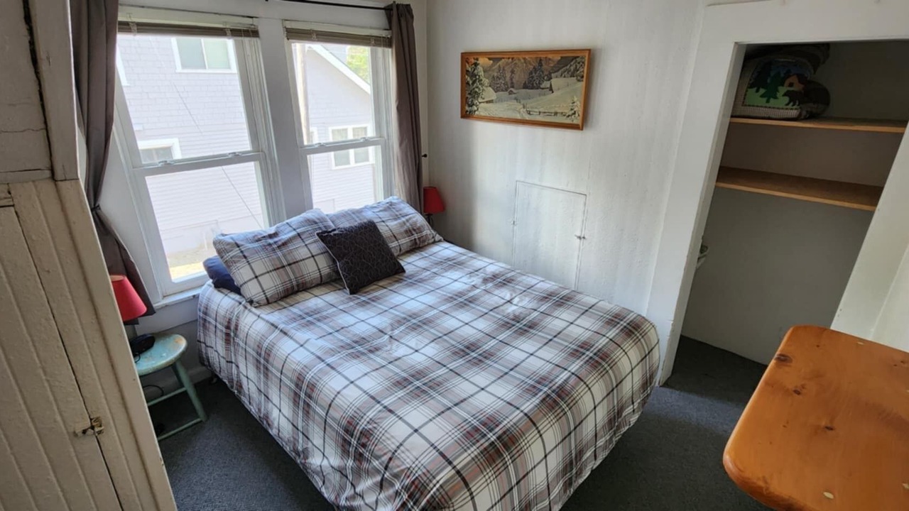 Photo of Bedroom in Kellogg