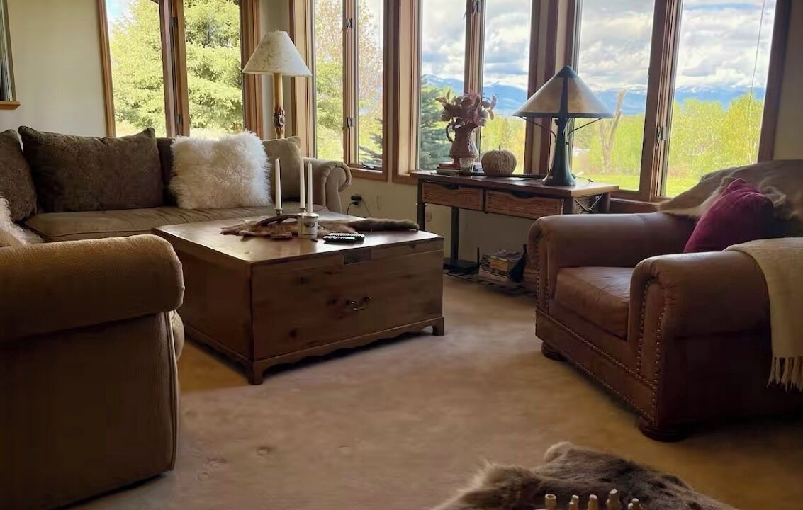Photo of Livingroom in Grantsdale