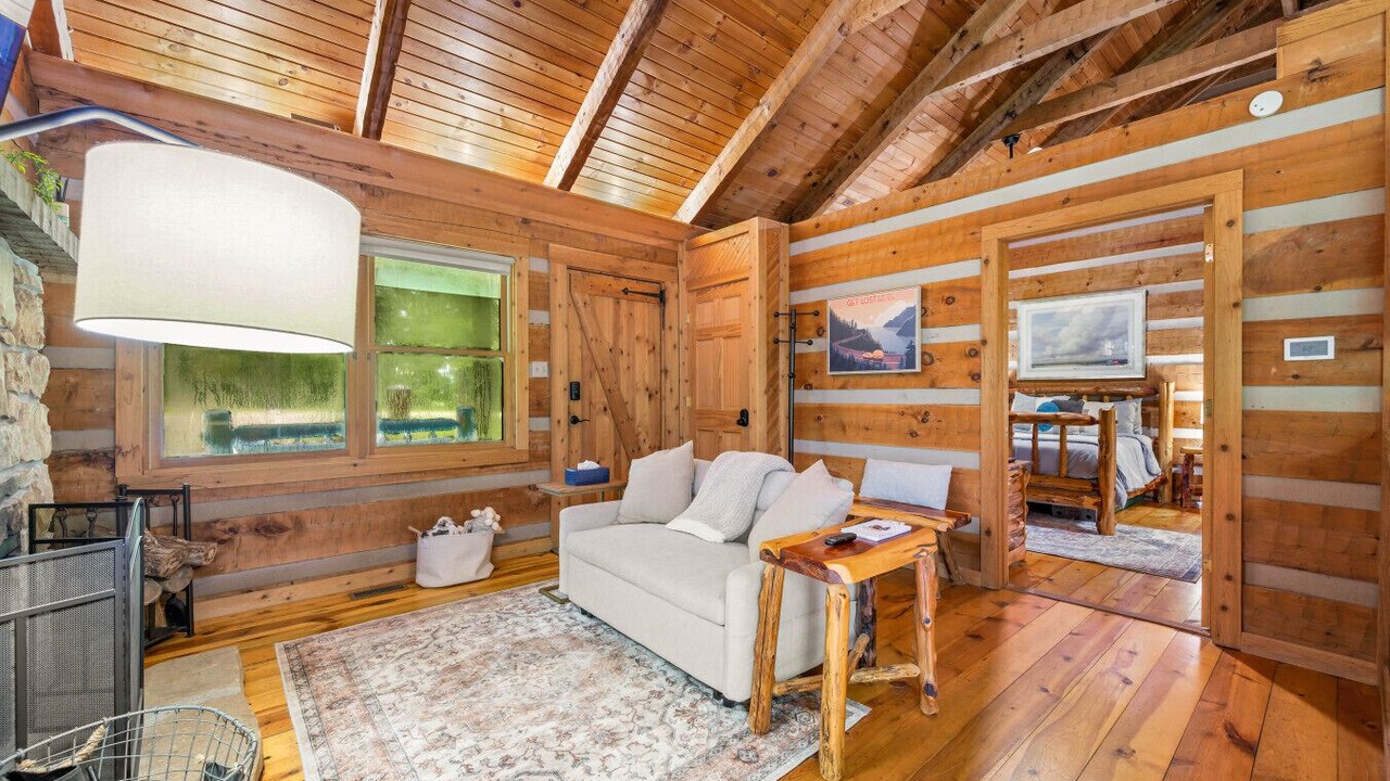 Photo of Livingroom in Nashville