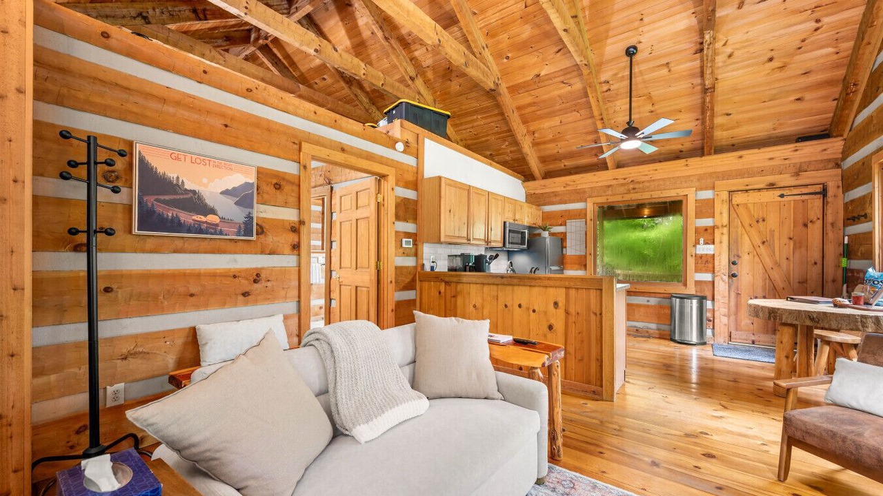 Photo of Livingroom in Nashville