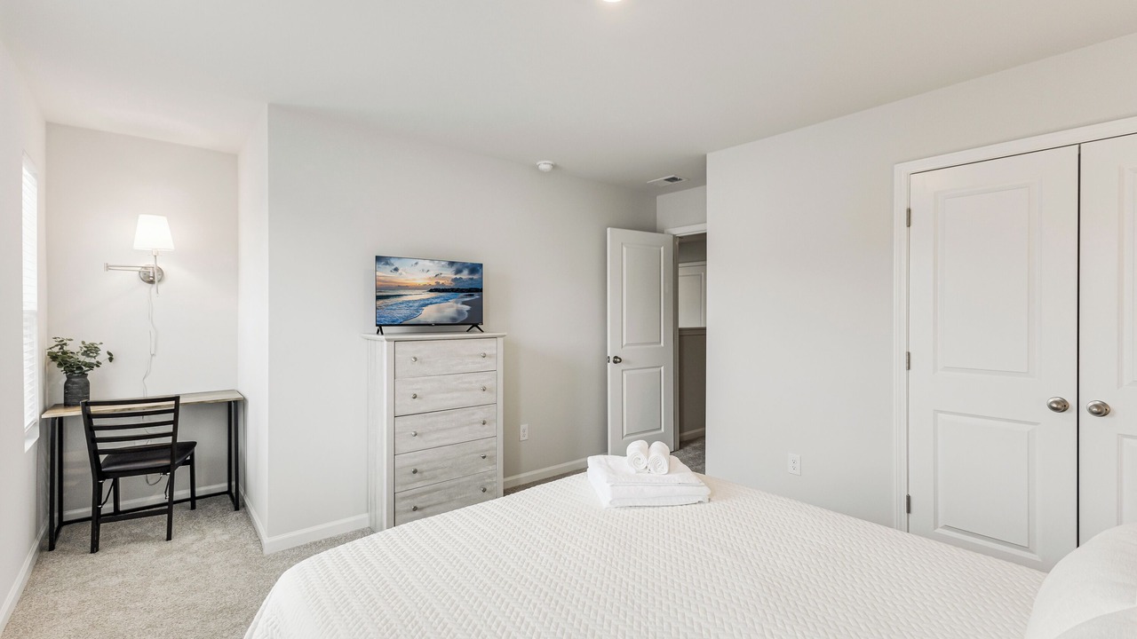 Photo of Bedroom in Ocean Isle Beach