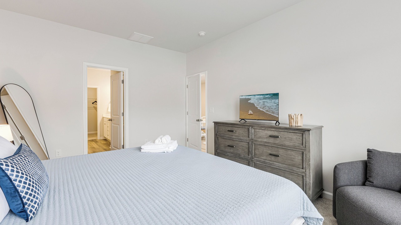 Photo of Bedroom in Ocean Isle Beach