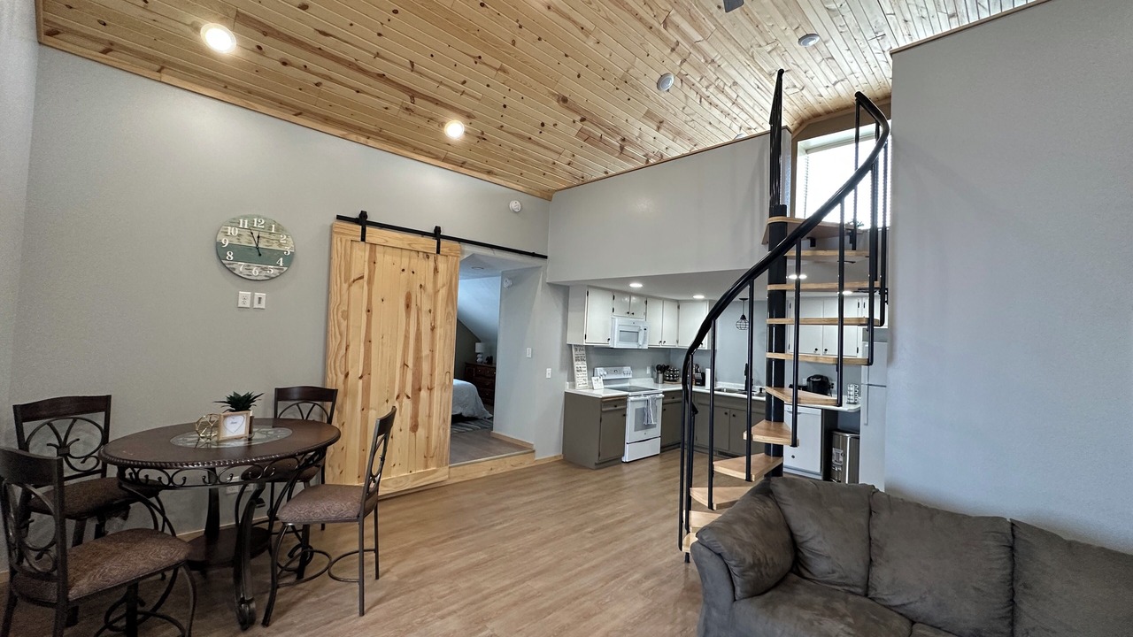 Photo of Livingroom in Thief River Falls