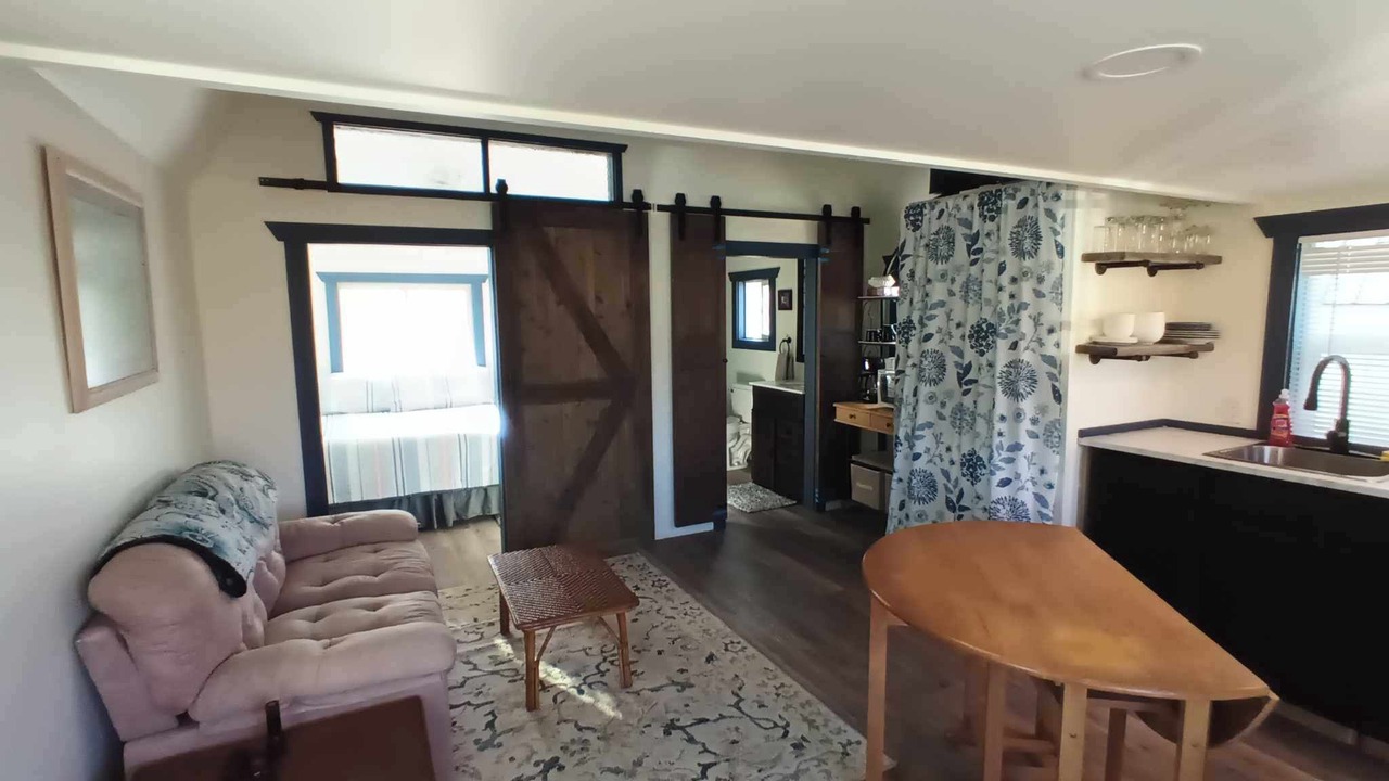 Photo of Livingroom in Custer County