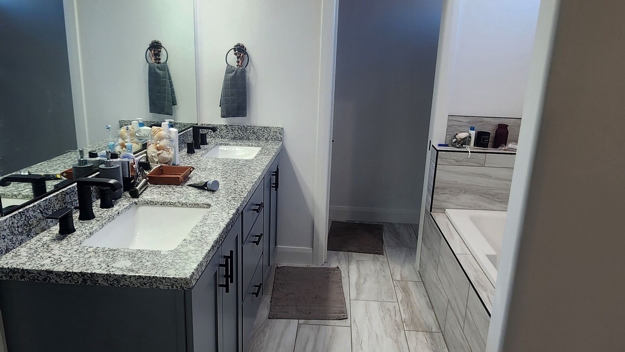 Photo of Bathroom in Big Water