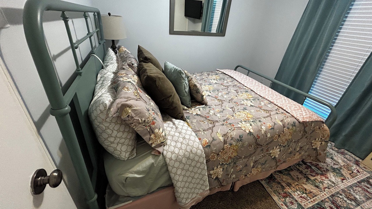 Photo of Bedroom in Ellendale