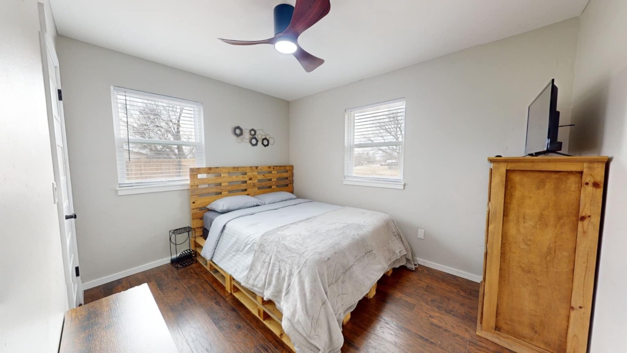 Photo of Bedroom in Davis