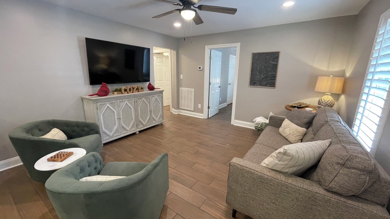 Photo of Livingroom in Driver