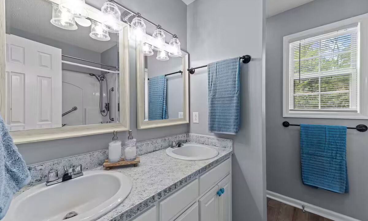 Photo of Bathroom in New Bern