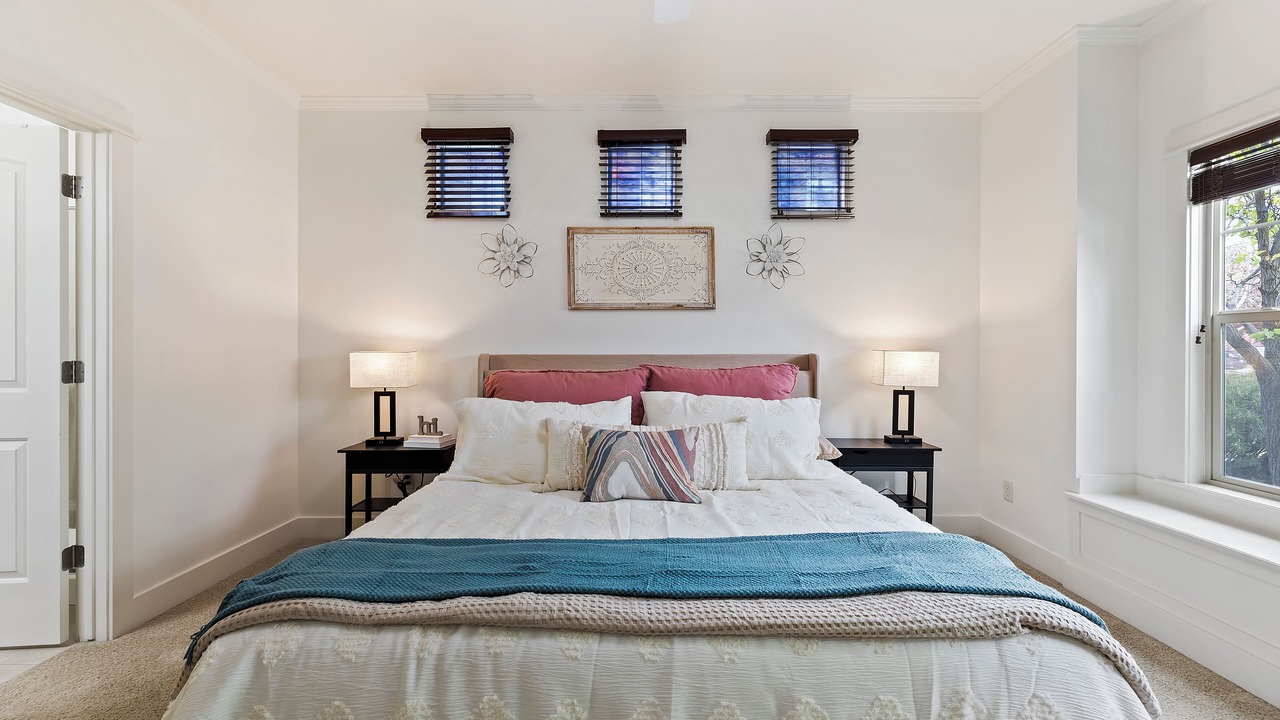 Photo of Bedroom in Eagle