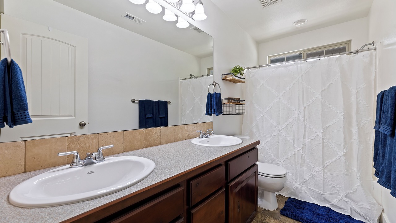 Photo of Bathroom in Eagle