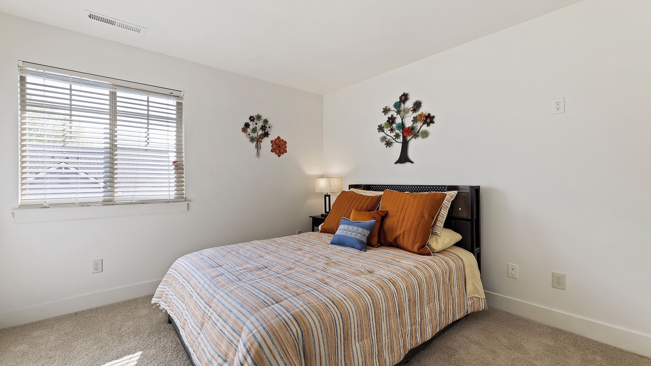Photo of Bedroom in Eagle