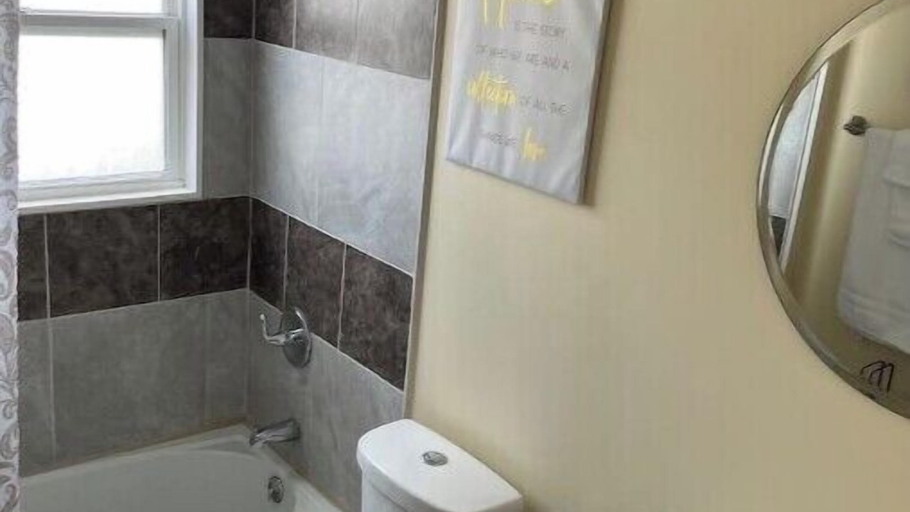 Photo of Bathroom in Mount Auburn