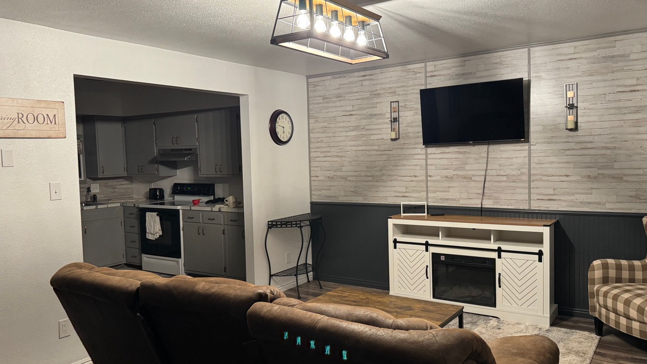 Photo of Livingroom in Vernal