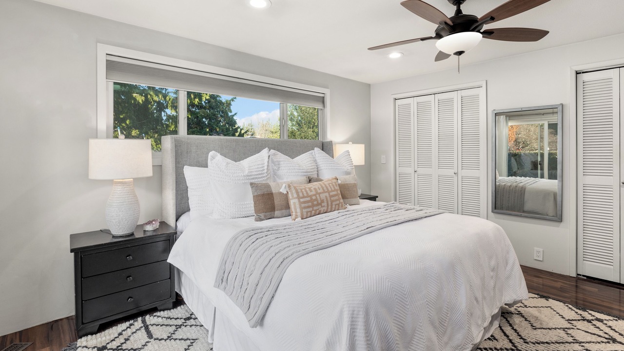 Photo of Bedroom in Edmonds