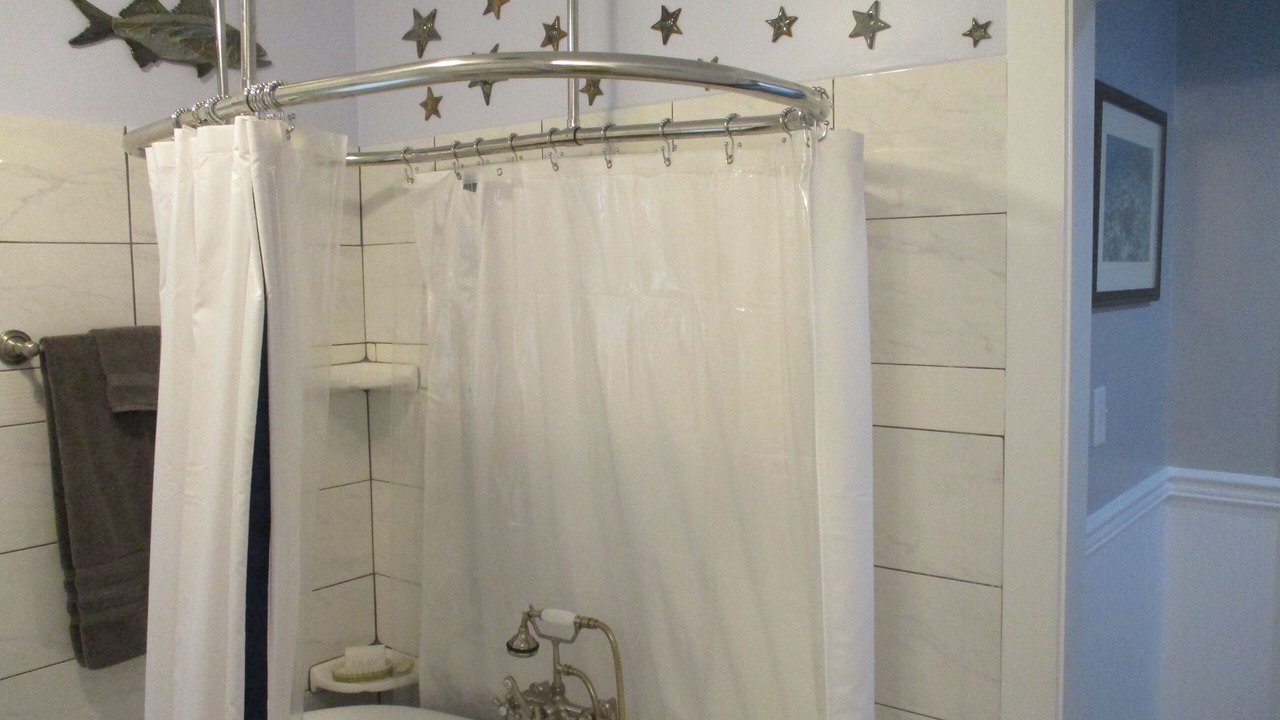 Photo of Bathroom in Ocean Springs