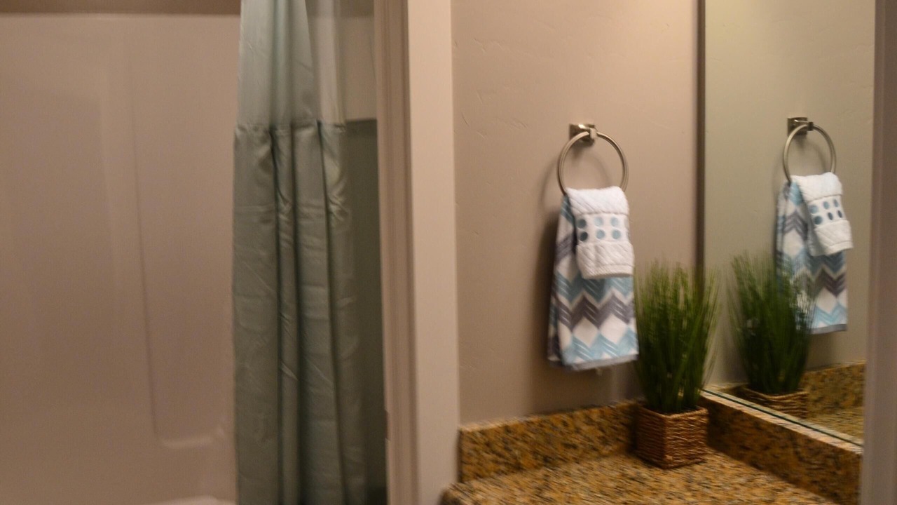 Photo of Bathroom in Garden City