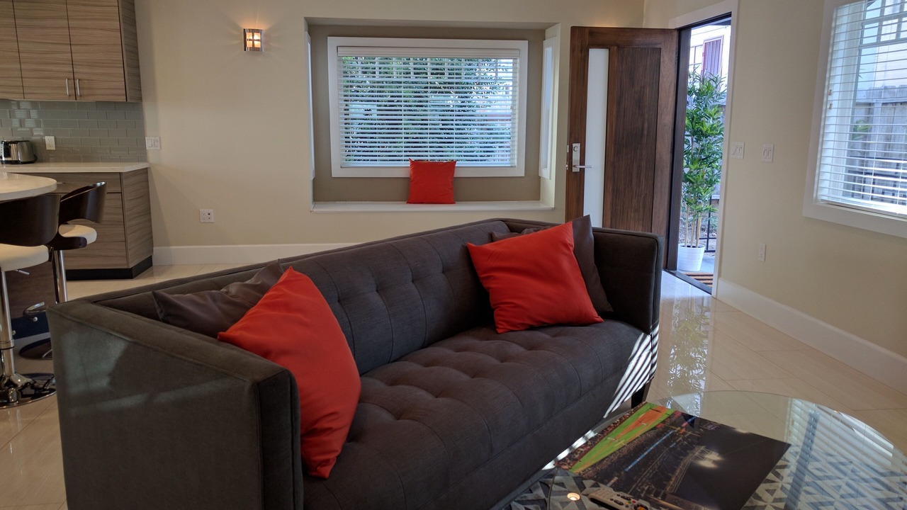 Photo of Livingroom in Cortez Hill