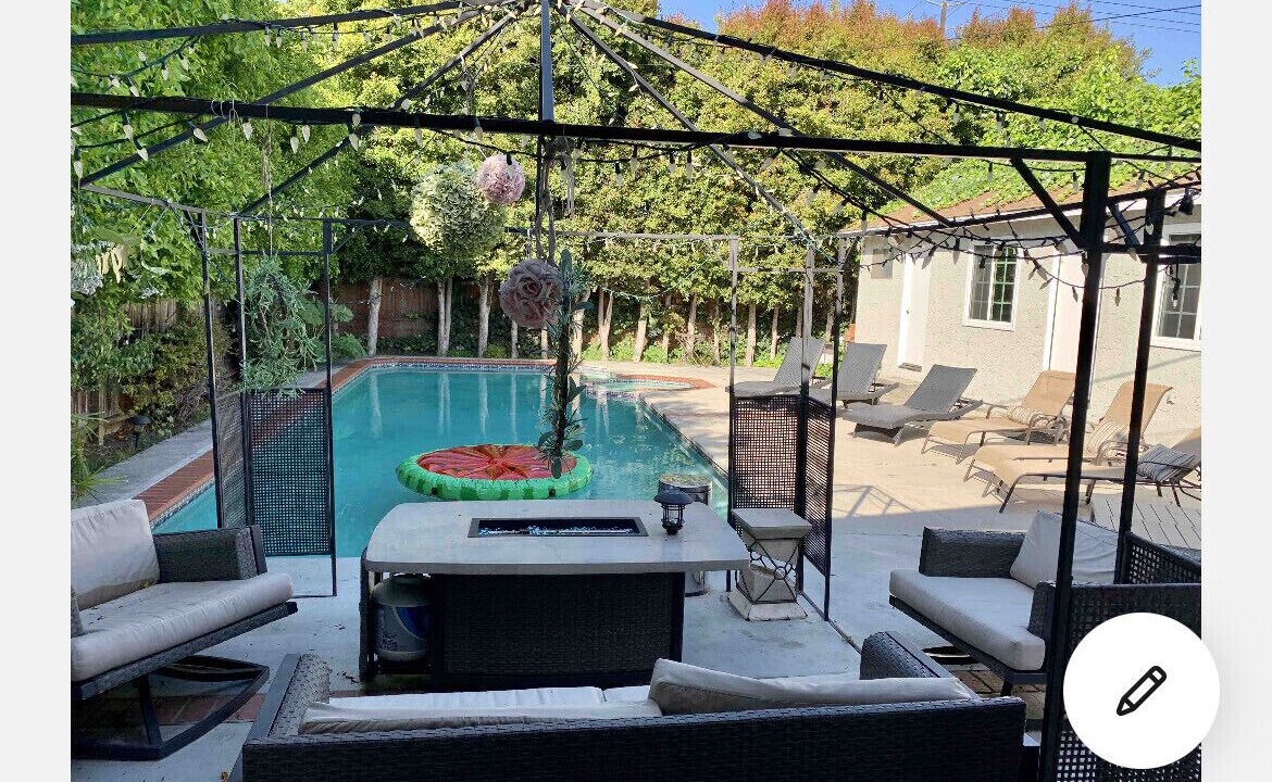 Photo of Outdoor in West Los Angeles