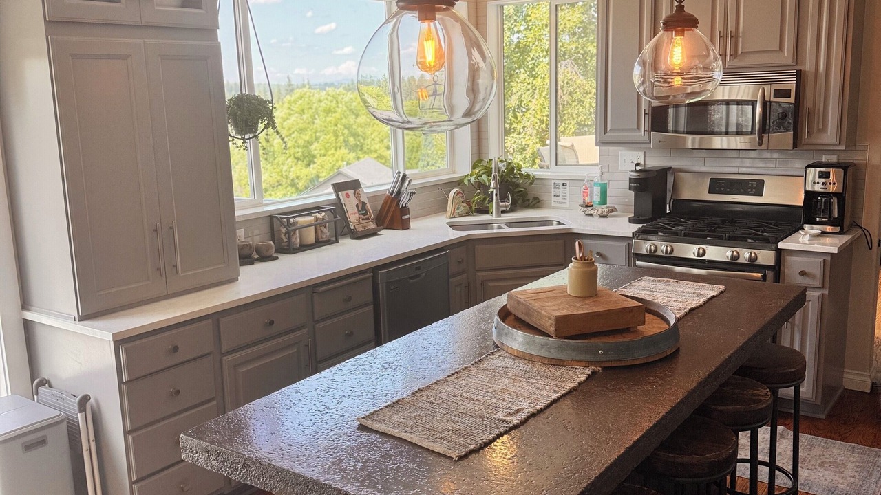 Photo of Kitchen in Fairwood