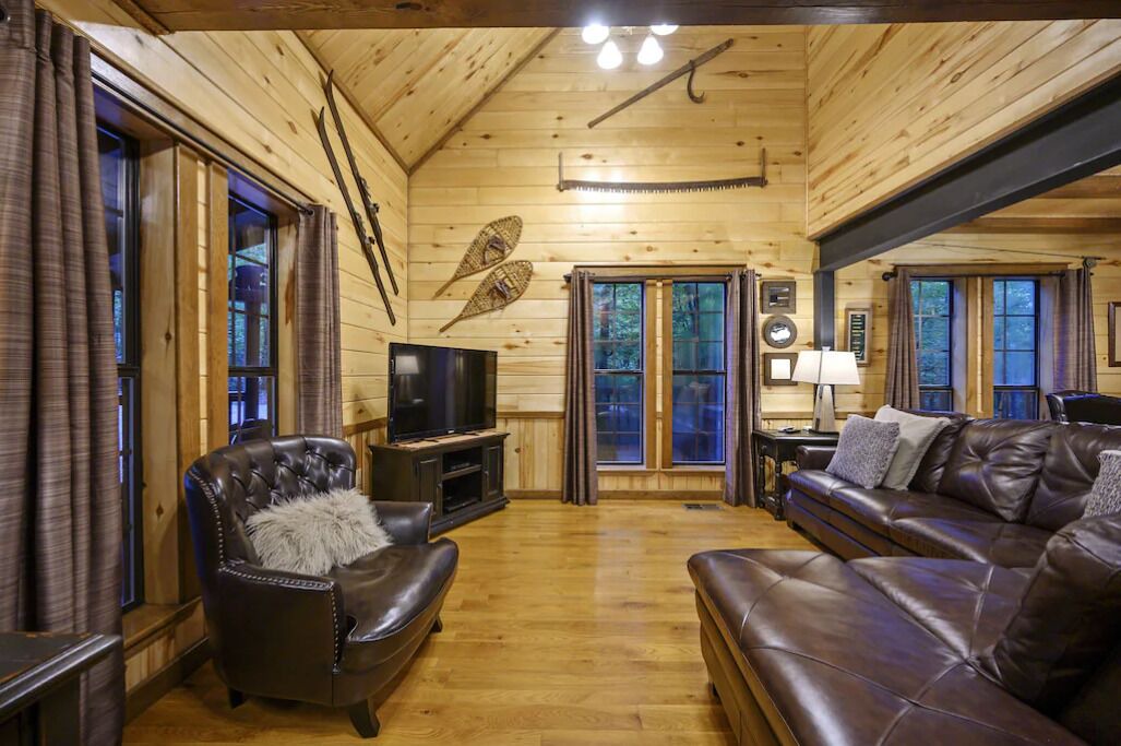 Photo of Livingroom in Broken Bow