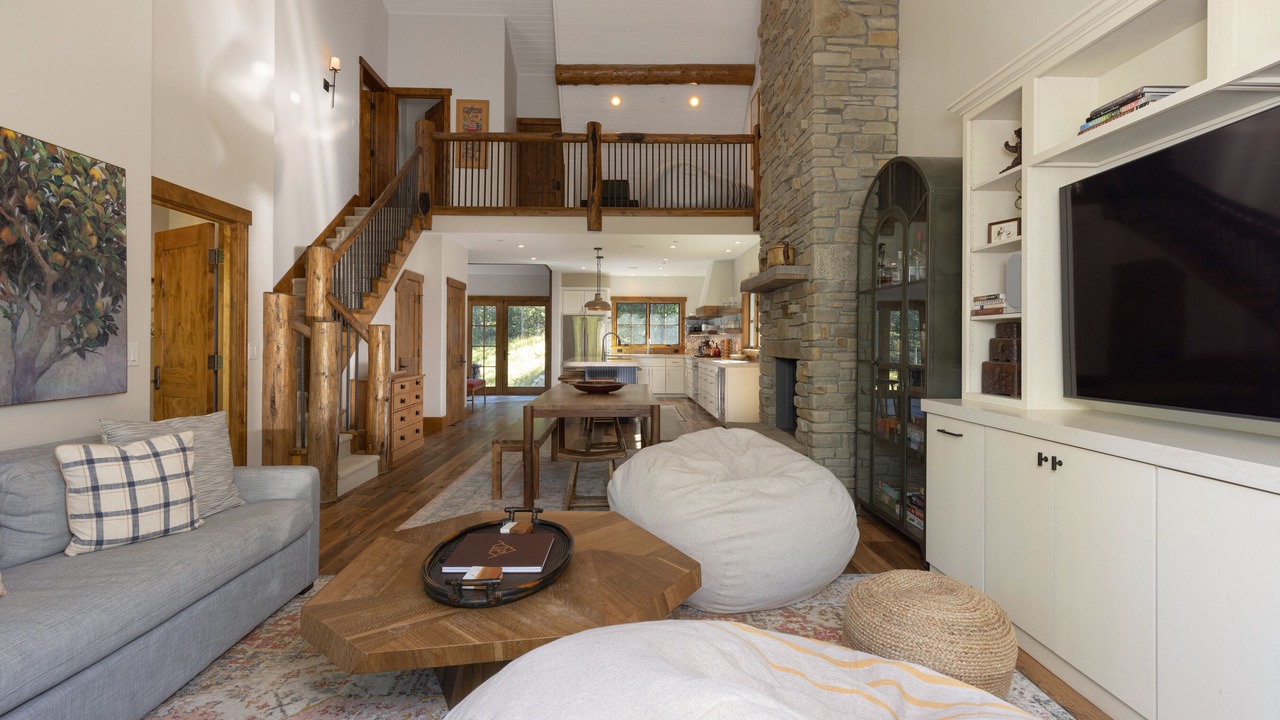 Photo of Livingroom in Spanish Peaks