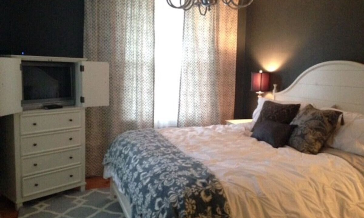 Photo of Bedroom in Fremont